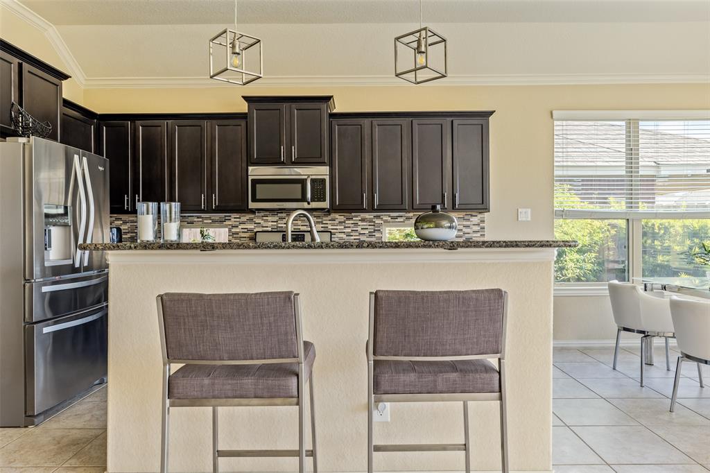 6811 Peach Mill Lane, Dickinson, Texas image 18