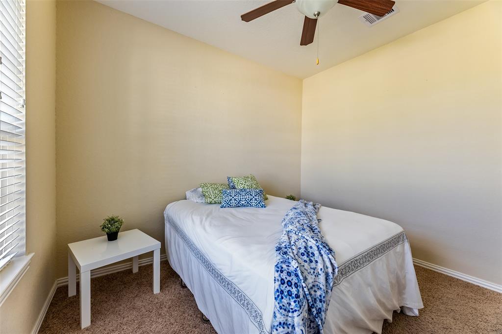 6811 Peach Mill Lane, Dickinson, Texas image 11