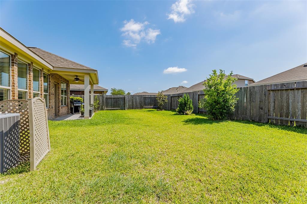 6811 Peach Mill Lane, Dickinson, Texas image 32