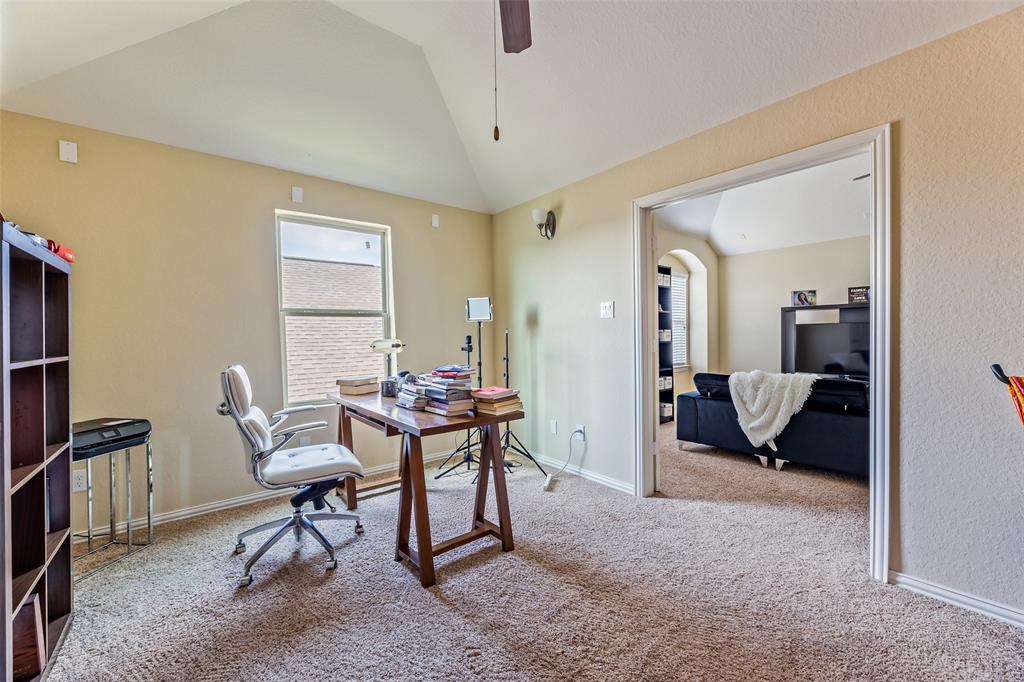 6811 Peach Mill Lane, Dickinson, Texas image 30