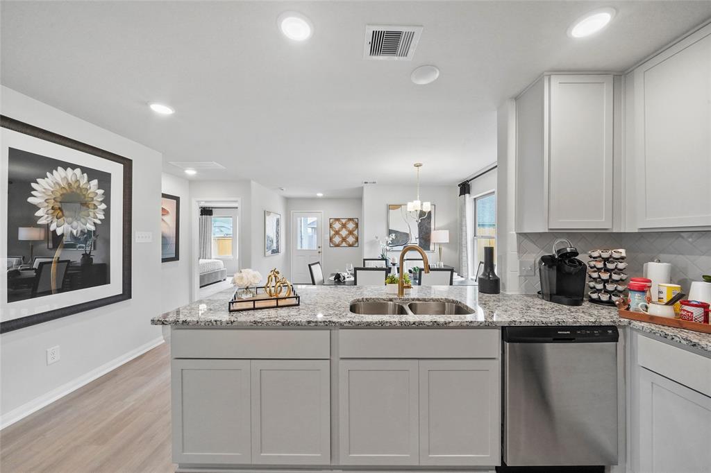 810 Clear Valley Lane Ln, Dayton, Texas image 3