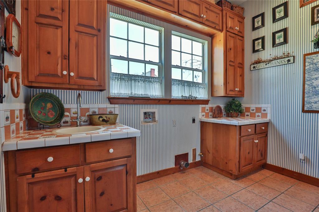 582 County Road 703, West Columbia, Texas image 14
