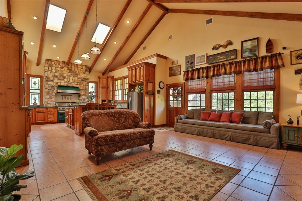 582 County Road 703, West Columbia, Texas image 12