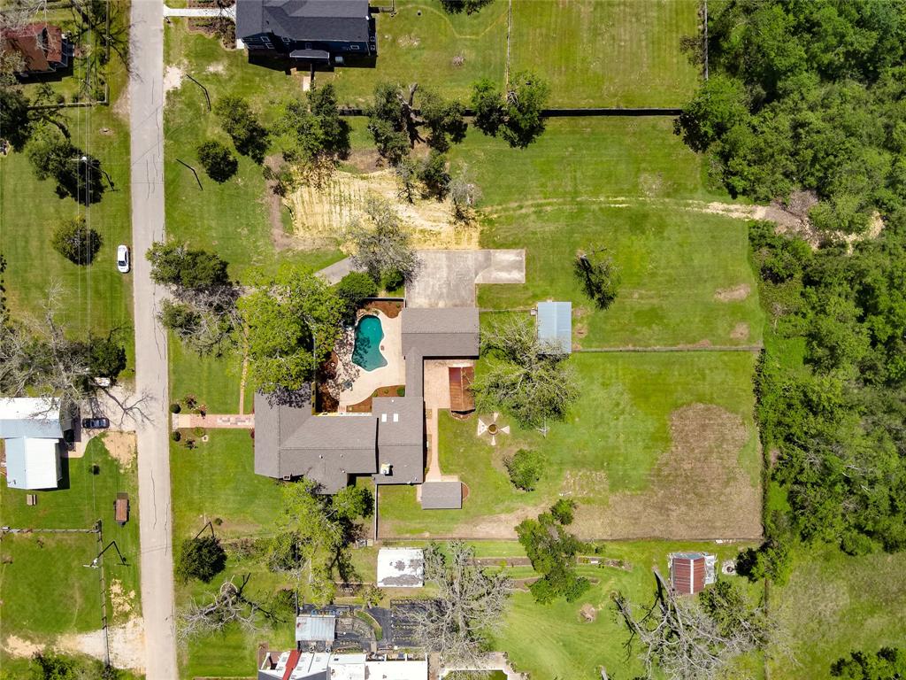582 County Road 703, West Columbia, Texas image 33