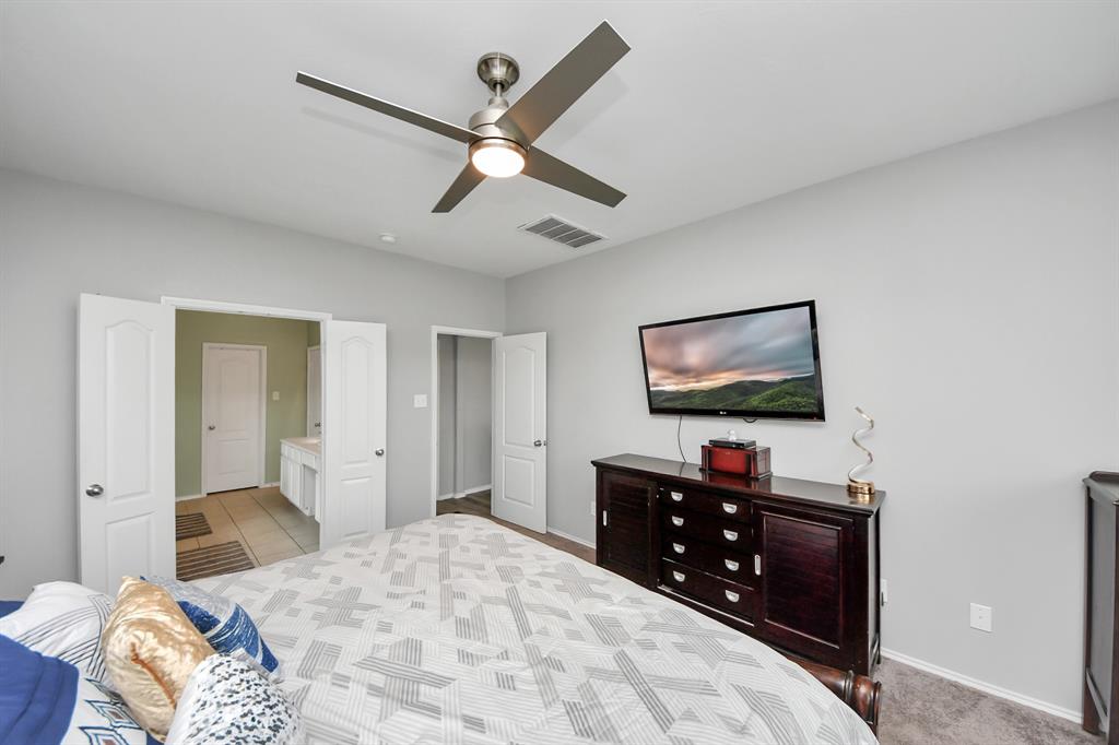 13714 Madera Bend Lane, Rosharon, Texas image 19