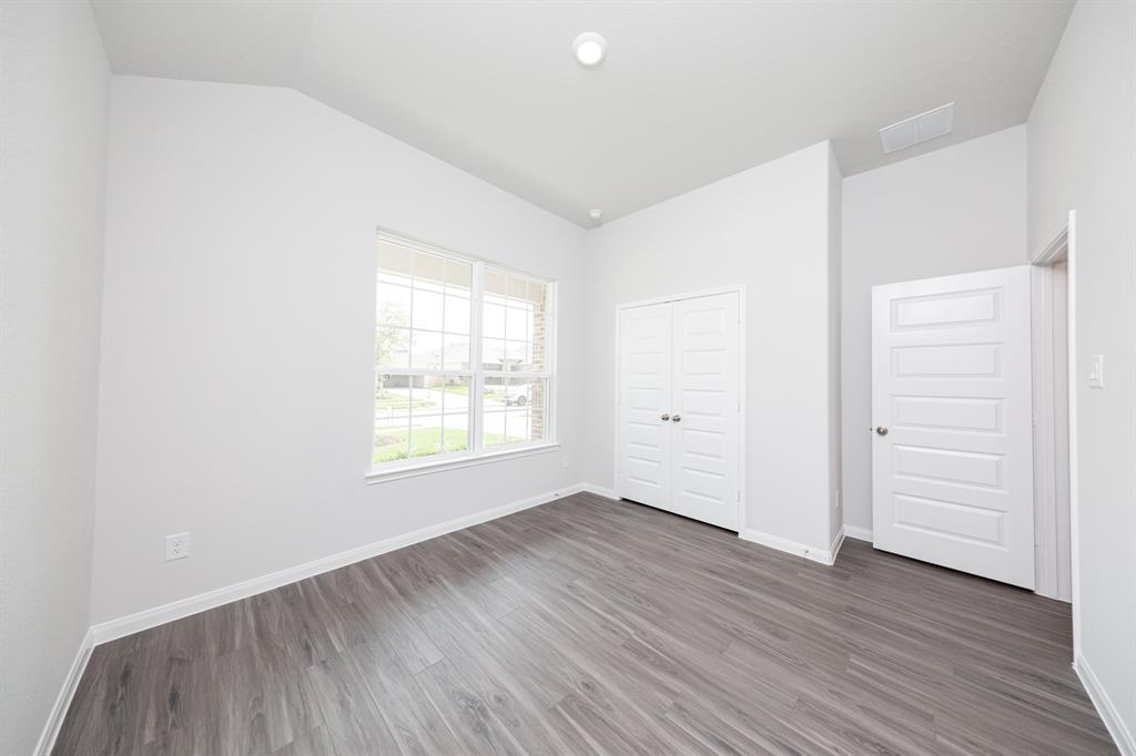 3025 Chestnut Lane, Brookshire, Texas image 4