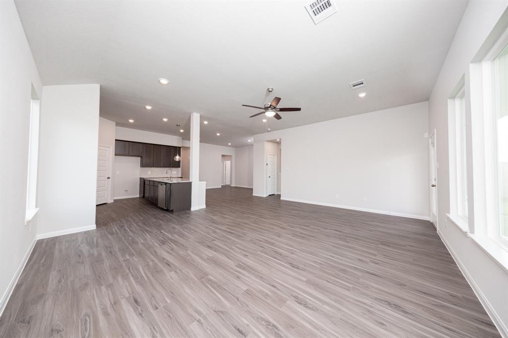 3025 Chestnut Lane, Brookshire, Texas image 10