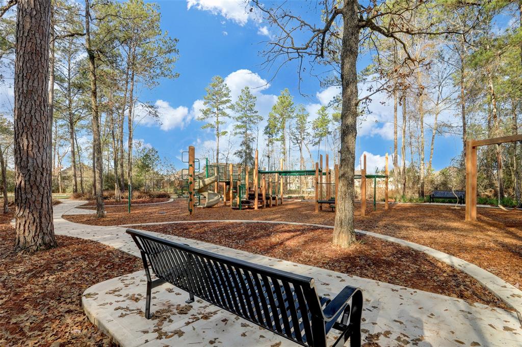 3026 Mallorca Drive, Conroe, Texas image 13