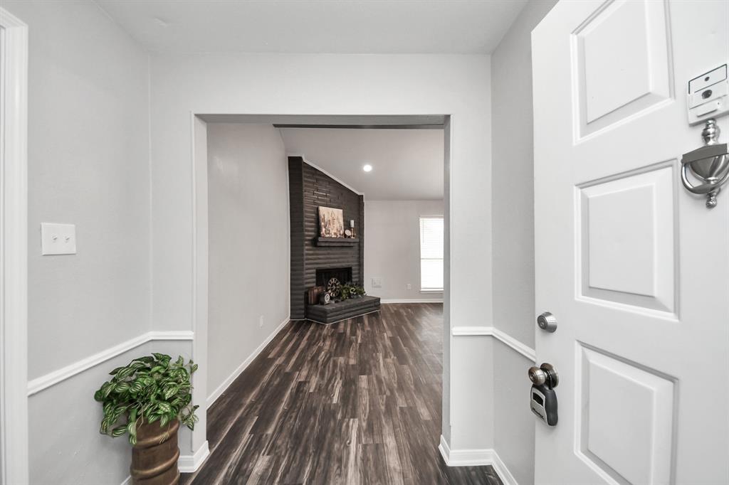 18703 Trail Bend Lane, Houston, Texas image 2