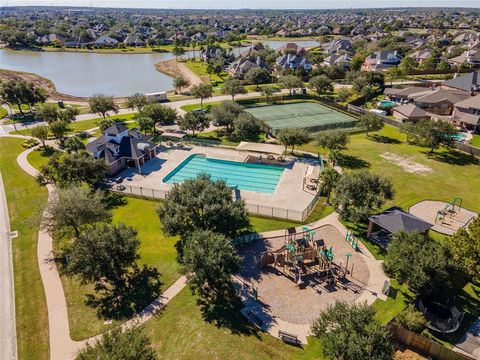 A home in League City