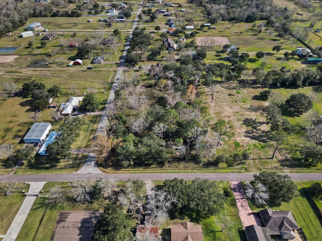 S Elm Street, Santa Fe, Texas image 6