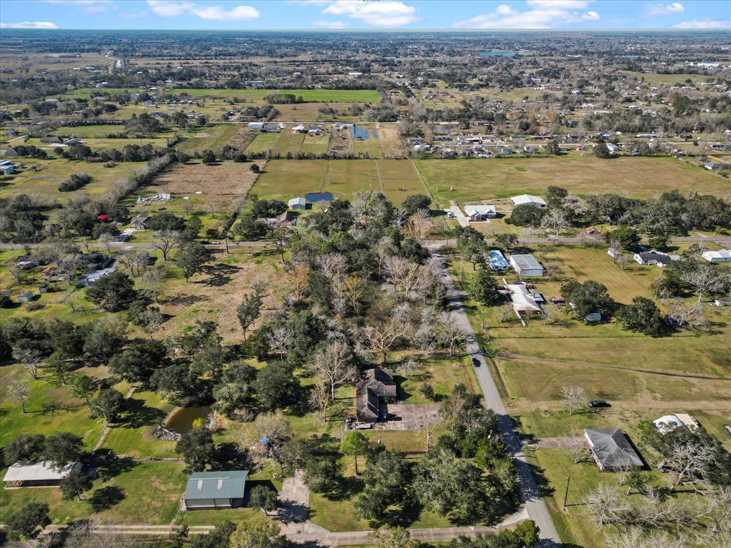 S Elm Street, Santa Fe, Texas image 10