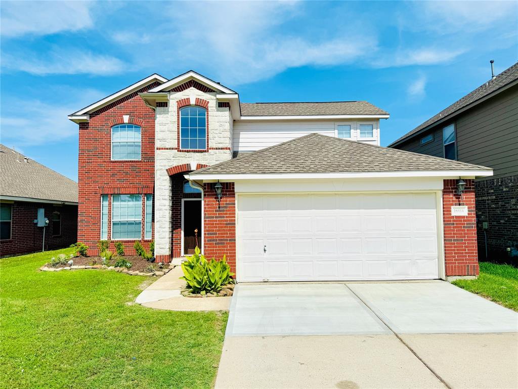 18814 Lantern Cove Lane, Tomball, Texas image 1