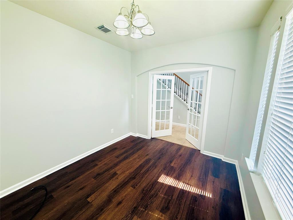 18814 Lantern Cove Lane, Tomball, Texas image 7