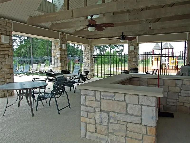 18814 Lantern Cove Lane, Tomball, Texas image 30