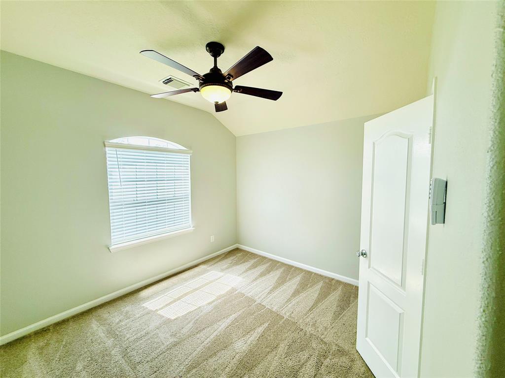 18814 Lantern Cove Lane, Tomball, Texas image 21