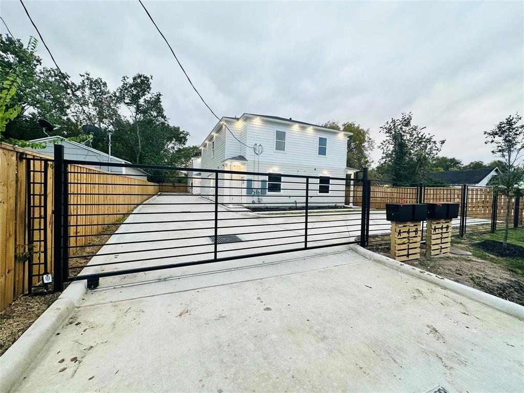 4512 Brinkley Street A-B