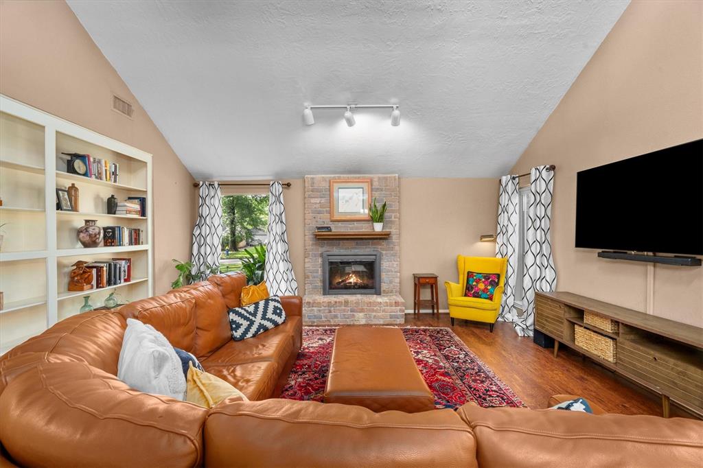 4638 Deer Point Drive