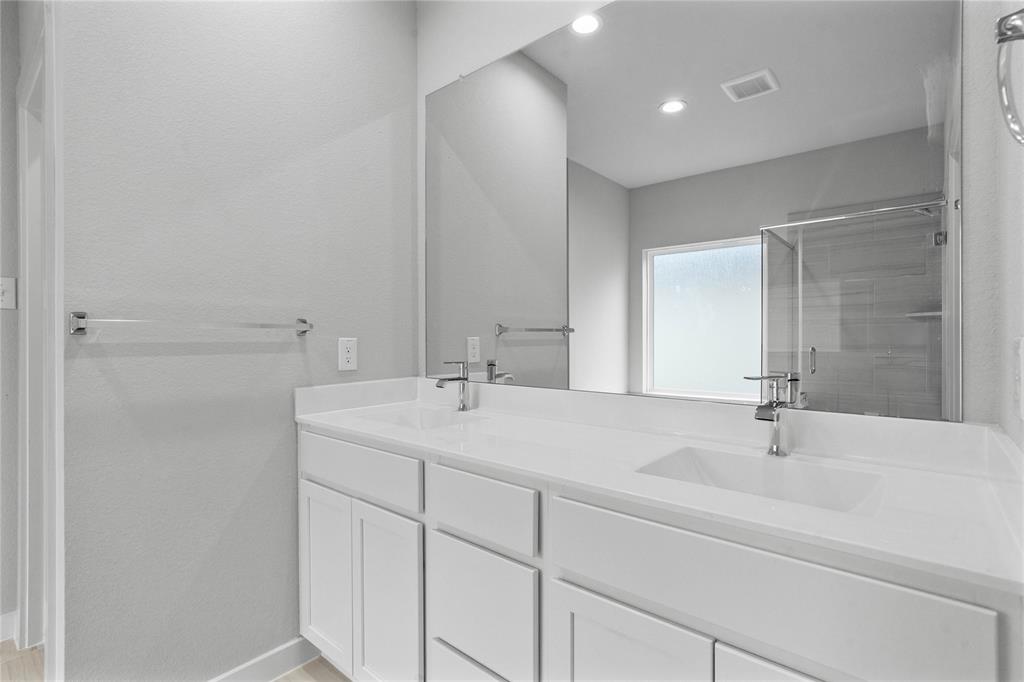 1943 Scarlet Yaupon Way, Conroe, Texas image 10