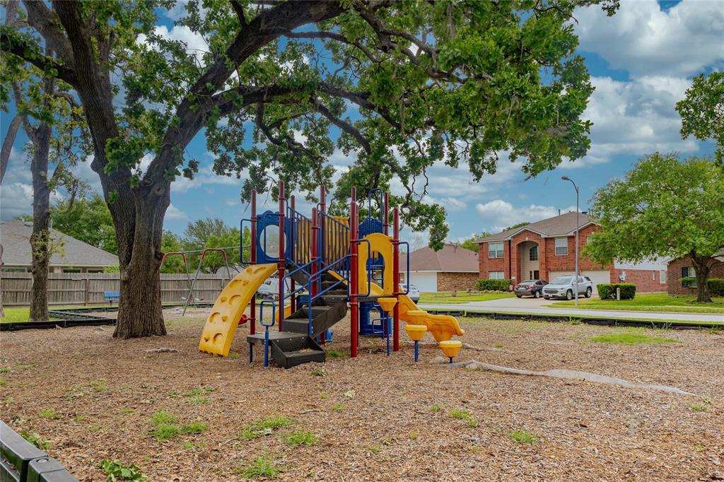 13007 Raven Roost Drive, Cypress, Texas image 34