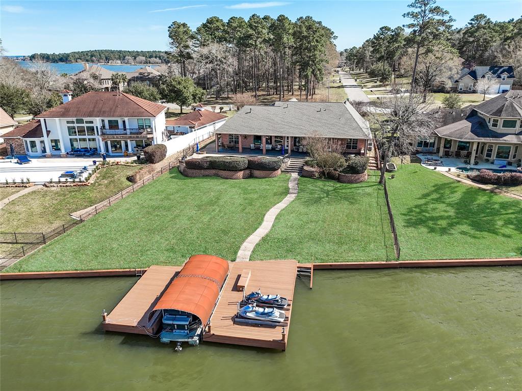 18722 E Cool Breeze Lane, Montgomery, Texas image 33
