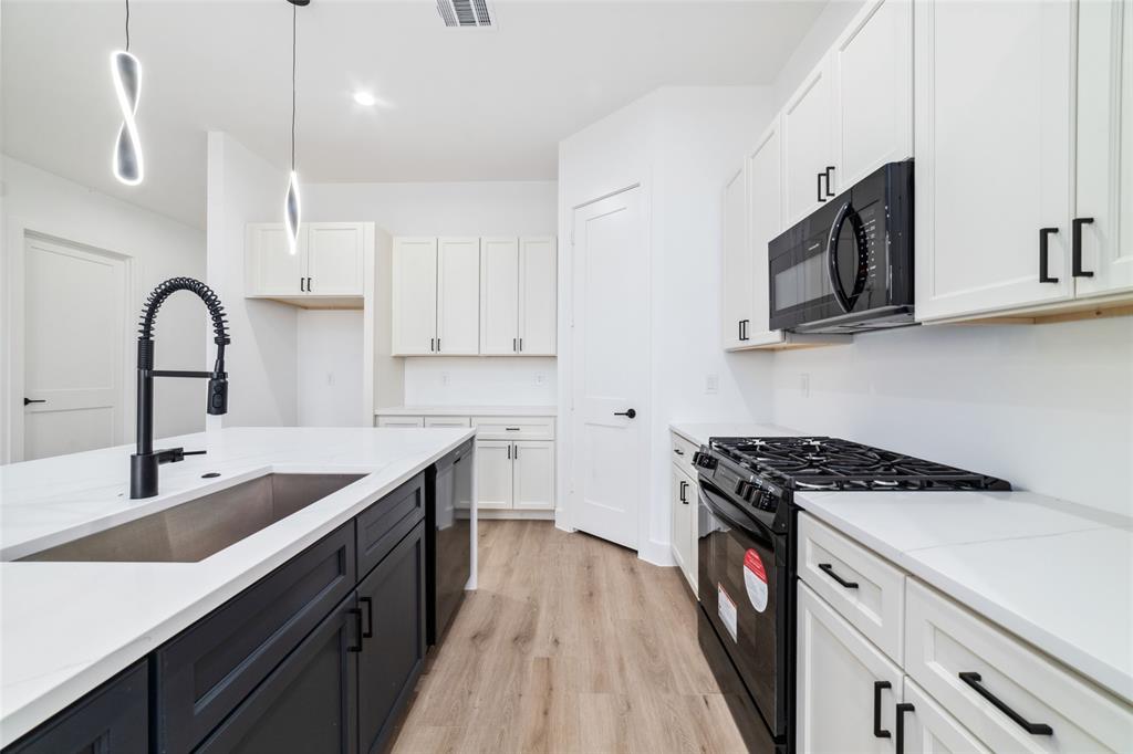 8106 Talton Street, Houston, Texas image 14