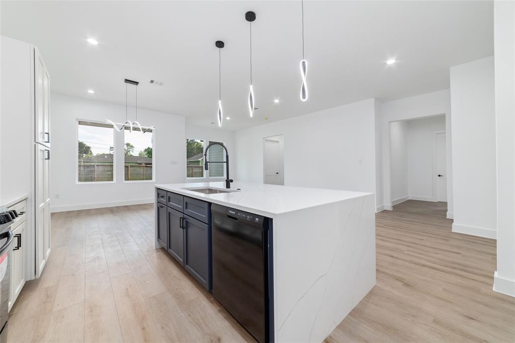 8106 Talton Street, Houston, Texas image 16