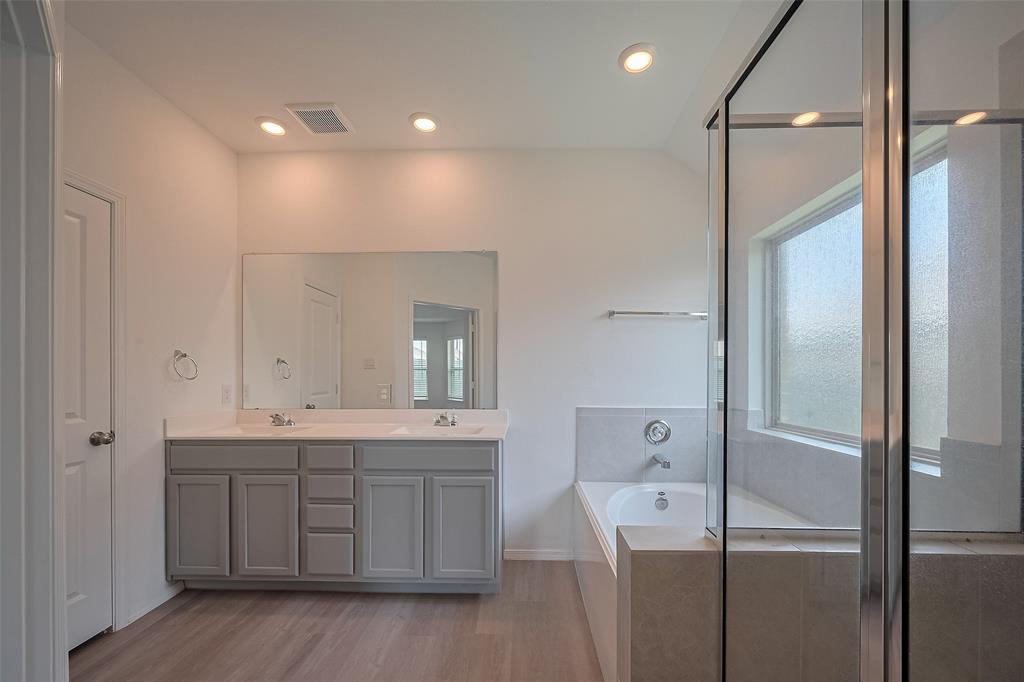 5024 Overland Hollow Drive, Rosenberg, Texas image 39