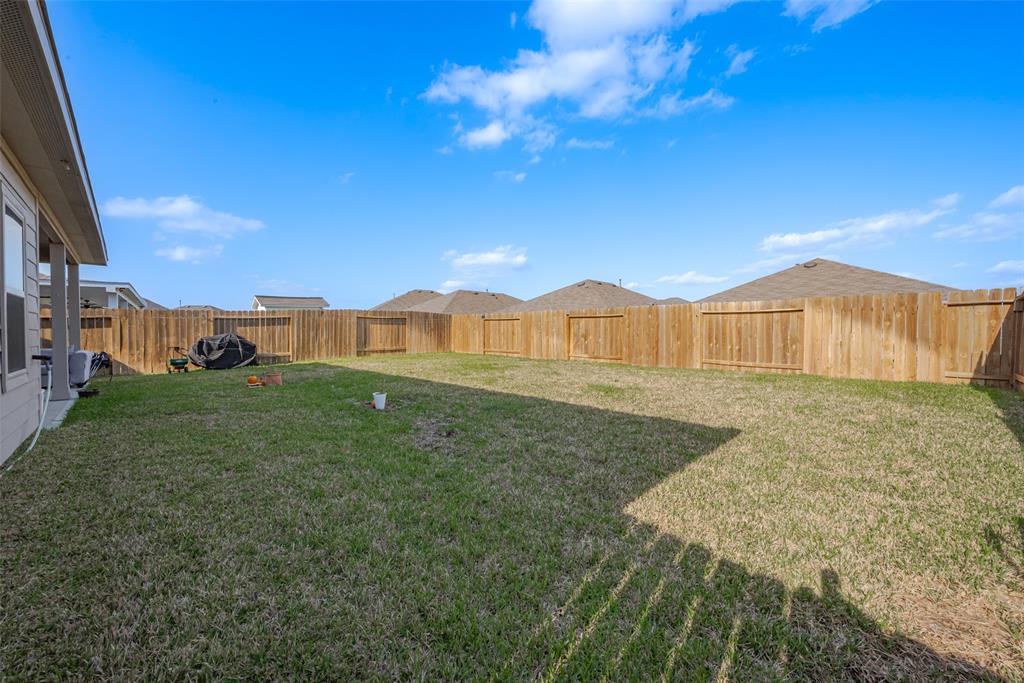 5114 Hedgerose Lane, Katy, Texas image 19
