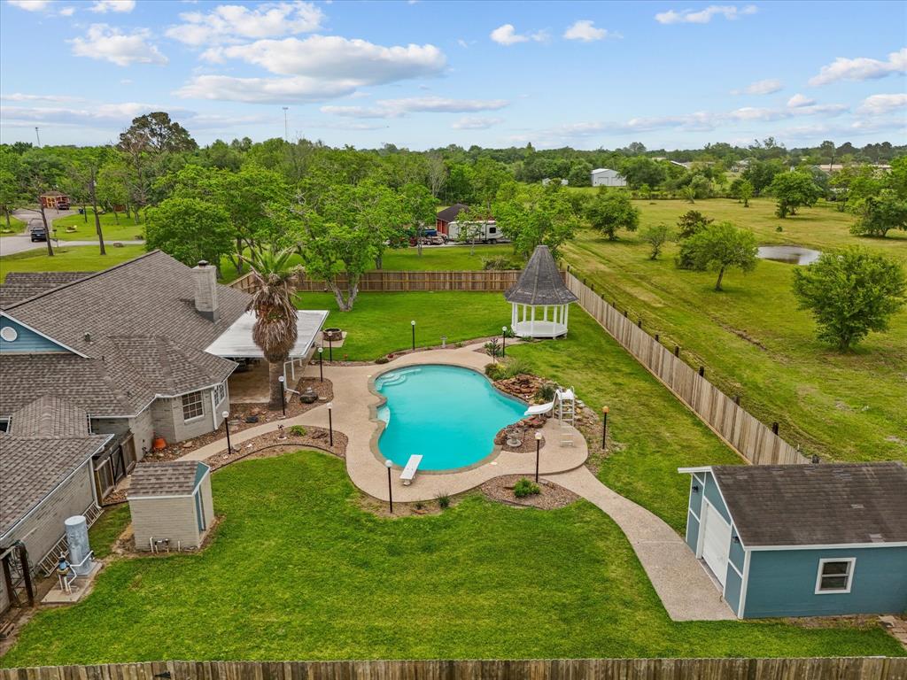 16109 Bluebird Street, Santa Fe, Texas image 5