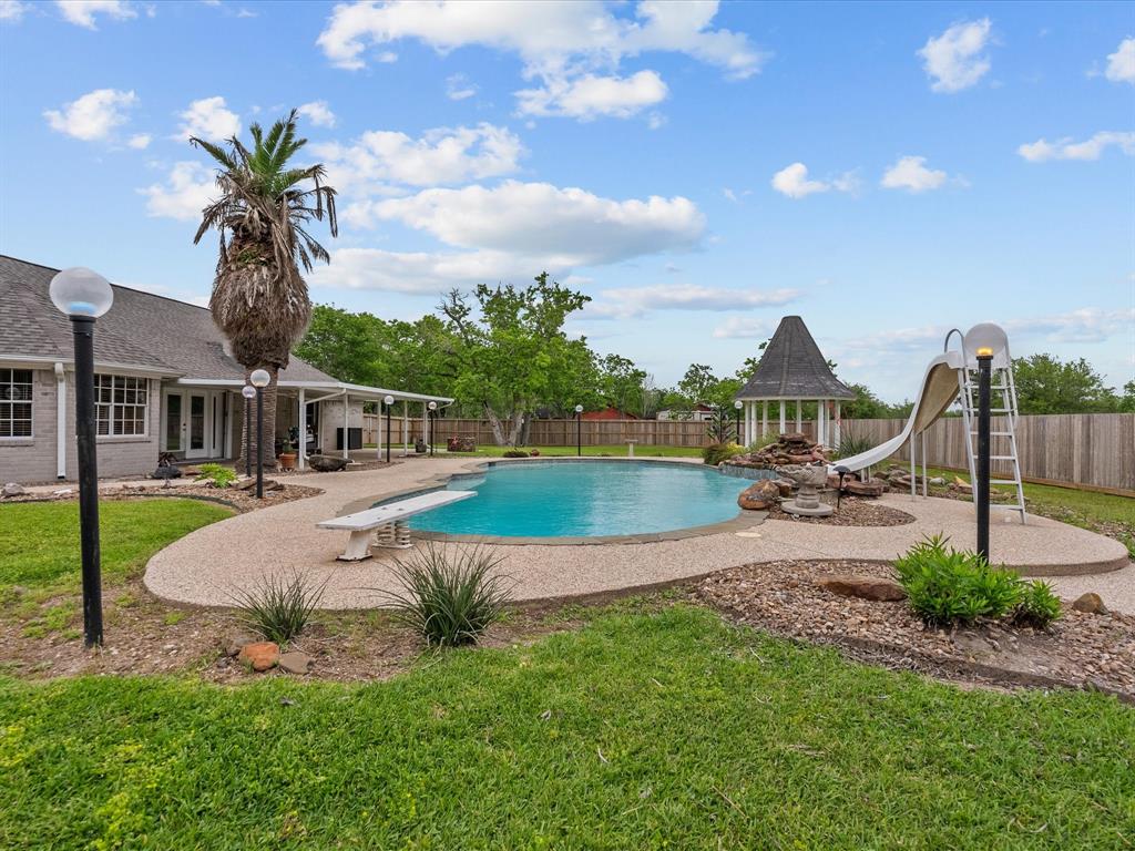 16109 Bluebird Street, Santa Fe, Texas image 36