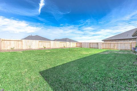 Single Family Residence in Texas City TX 9702 Madison Avenue 18.jpg