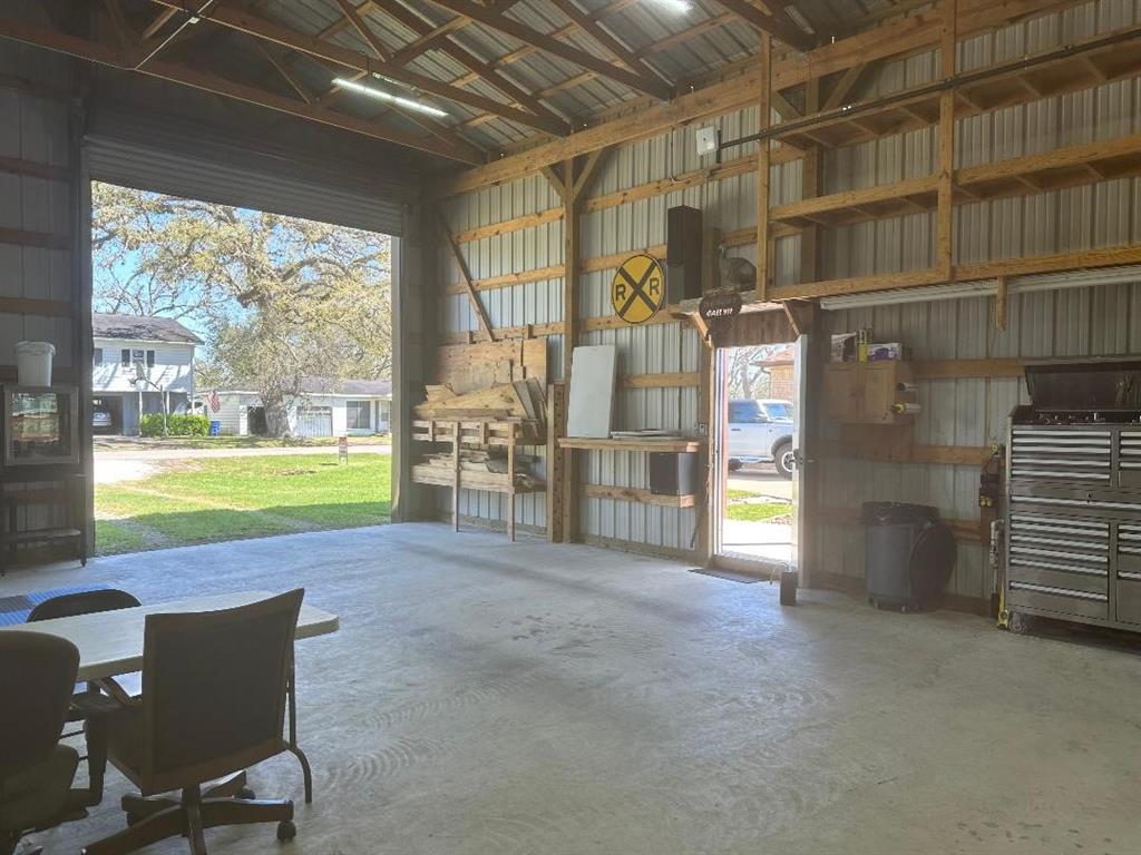 625 County Road 698, Angleton, Texas image 49