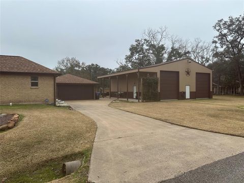 A home in Angleton