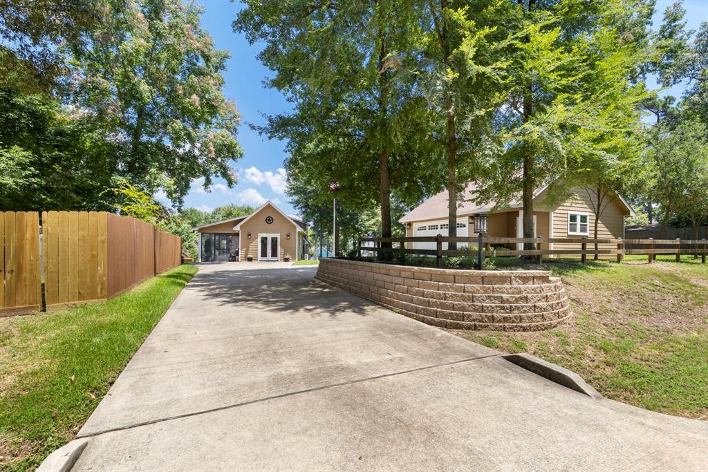 151 Clear Water Street W