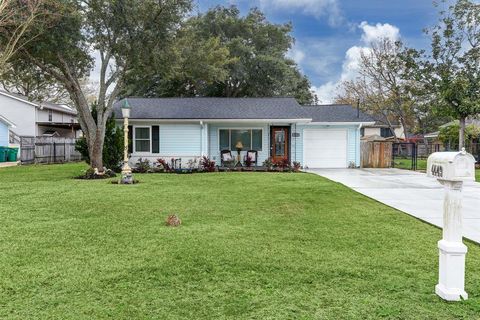 A home in Seabrook