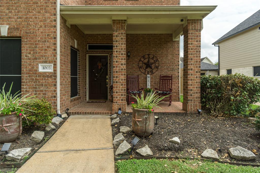 1003 Azalea Pointe, League City, Texas image 4