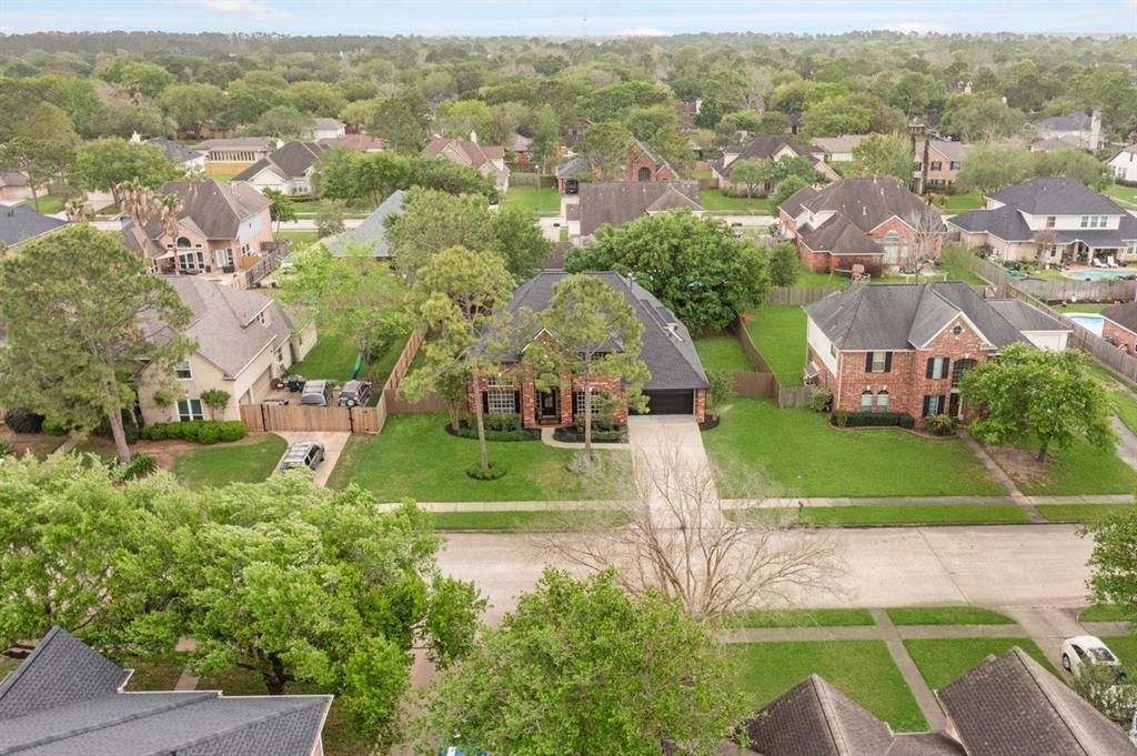 1309 Buttonwood Drive, Friendswood, Texas image 39