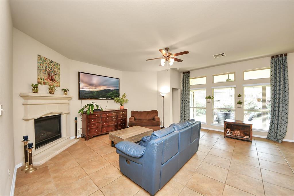 6822 Oaken Gate Way, Humble, Texas image 23