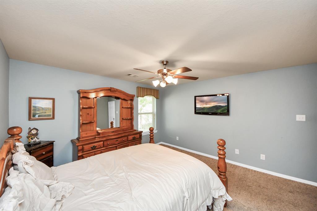 6822 Oaken Gate Way, Humble, Texas image 10