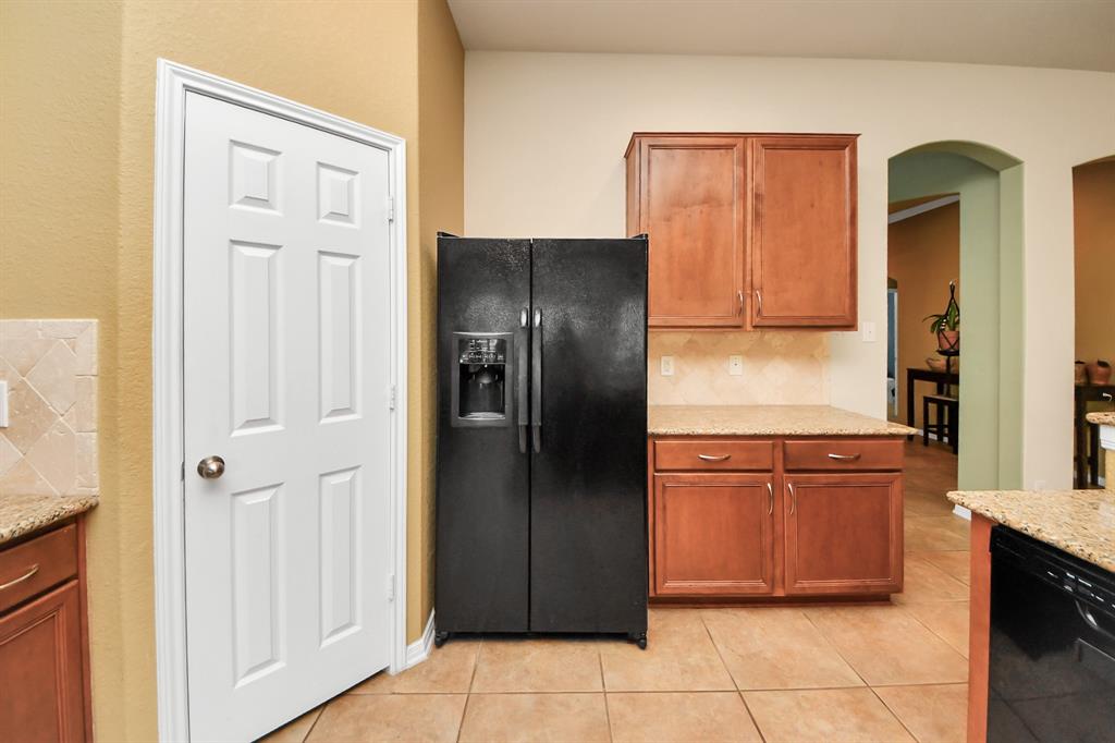 6822 Oaken Gate Way, Humble, Texas image 22