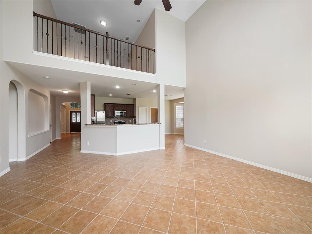 4015 Candle Cove Court, Sugar Land, Texas image 9