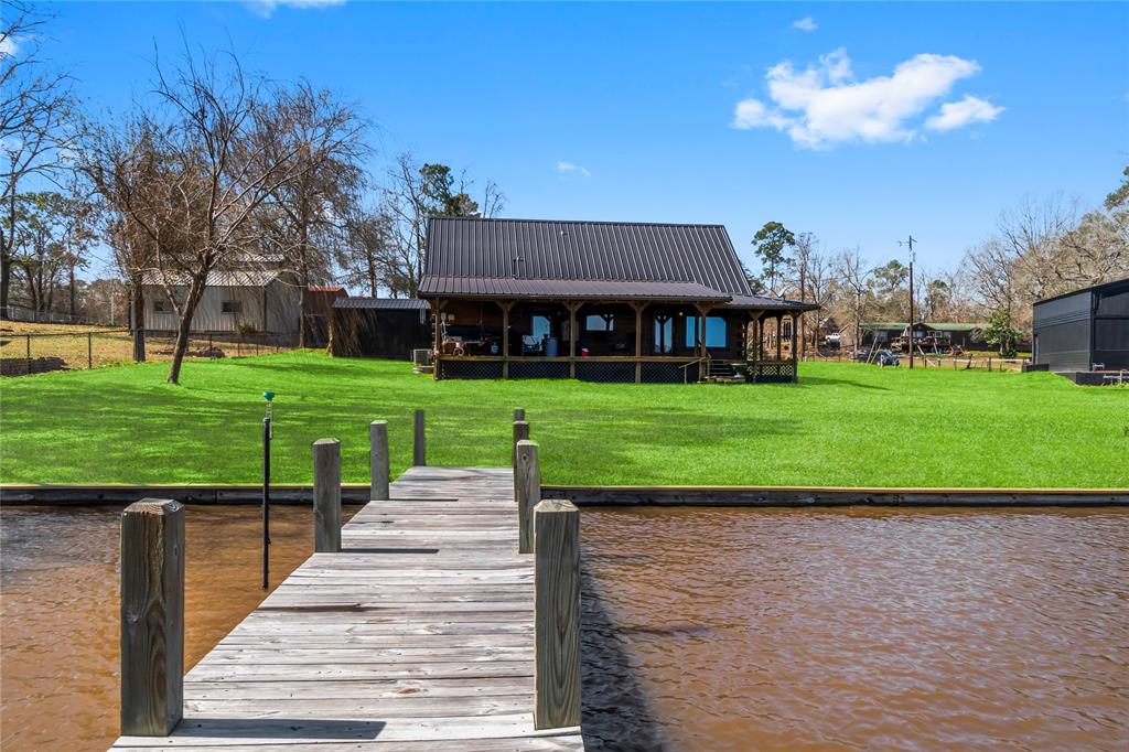 586 Beverly Boulevard, Onalaska, Texas image 2
