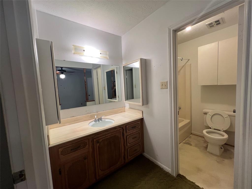 2114 Eagle Point Road, Crosby, Texas image 18