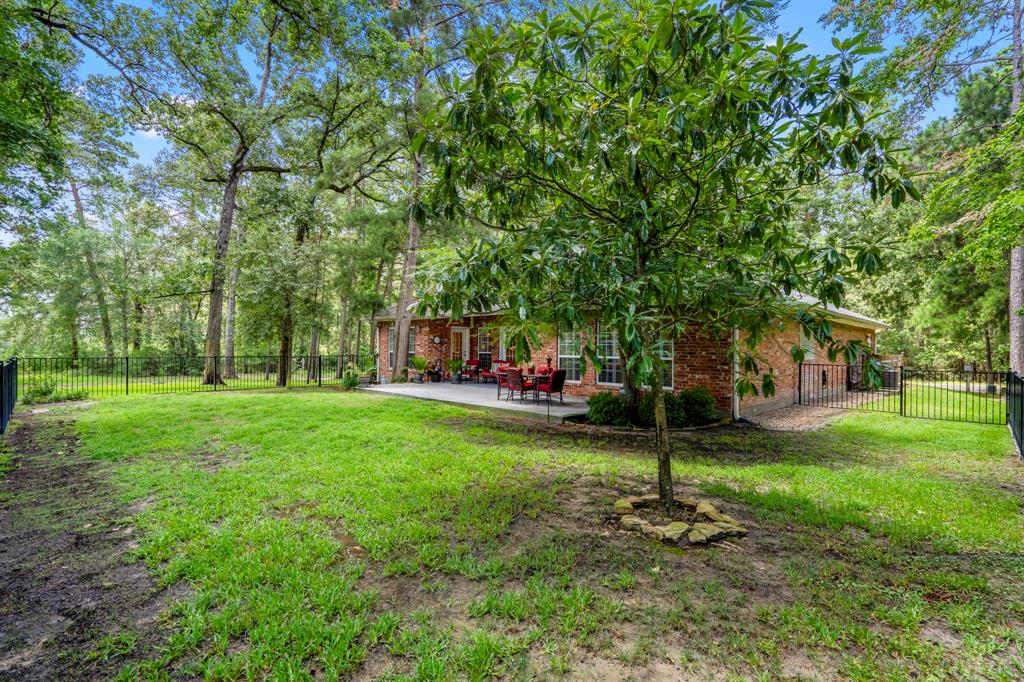 24400 Pine Valley Loop, Huntsville, Texas image 30