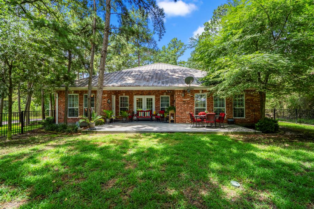 24400 Pine Valley Loop, Huntsville, Texas image 31