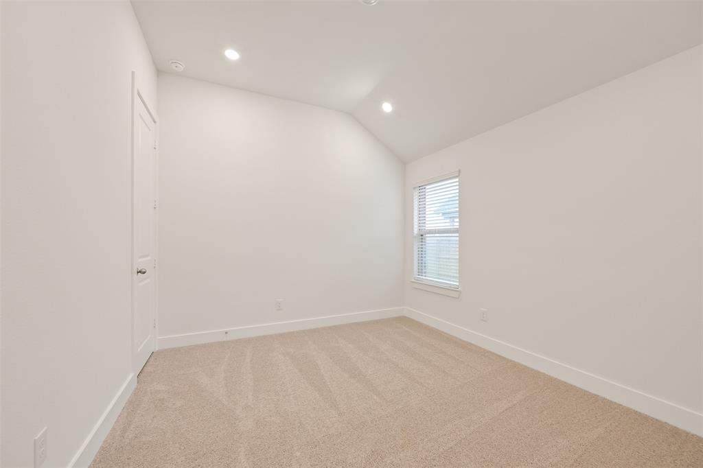 1536 Apache Heights Drive, Dayton, Texas image 32