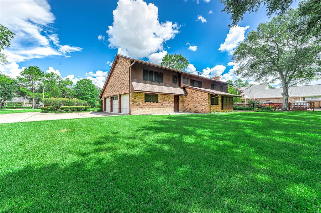1203 Tall Pines Drive
