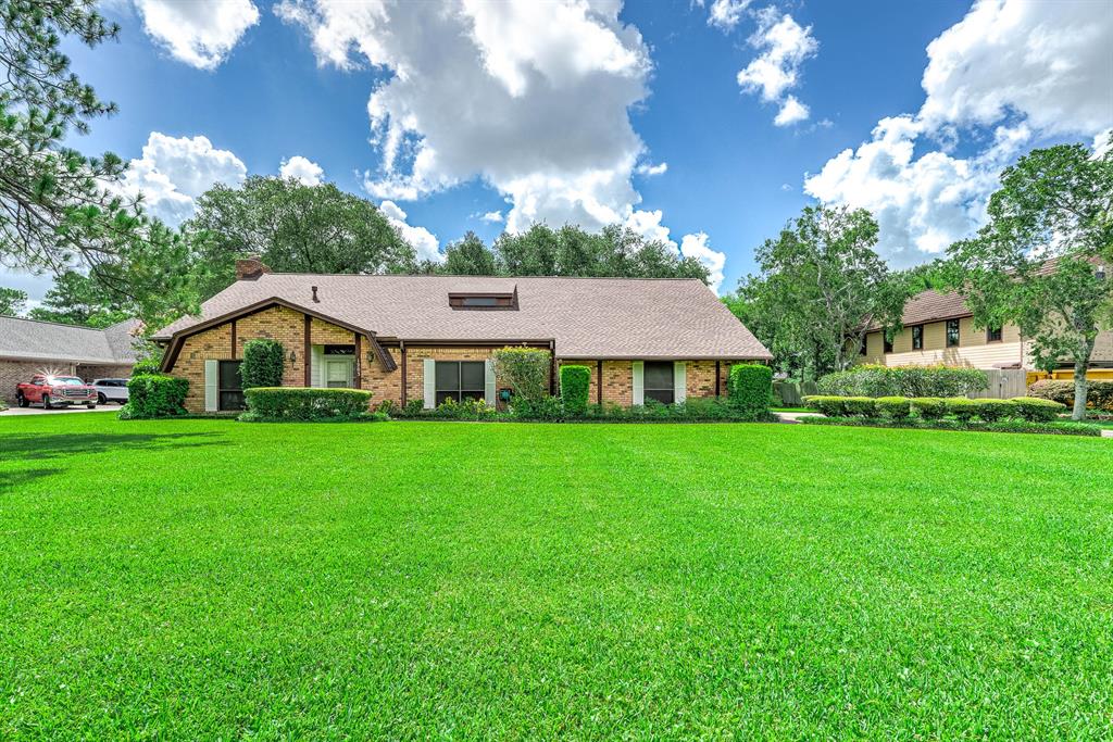 1203 Tall Pines Drive