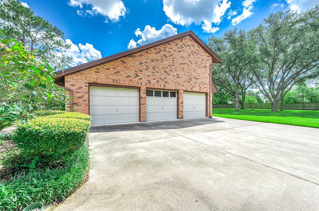 1203 Tall Pines Drive
